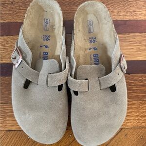 Birkenstock Boston Suede Clogs - Taupe 36